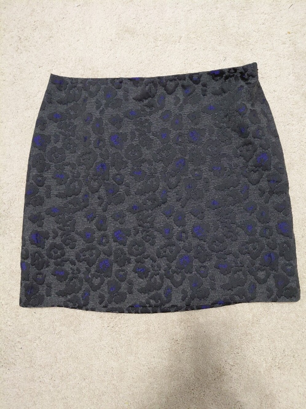 Ann Taylor Black Jacquard Floral Mini Skirt with Navy Accents NWT